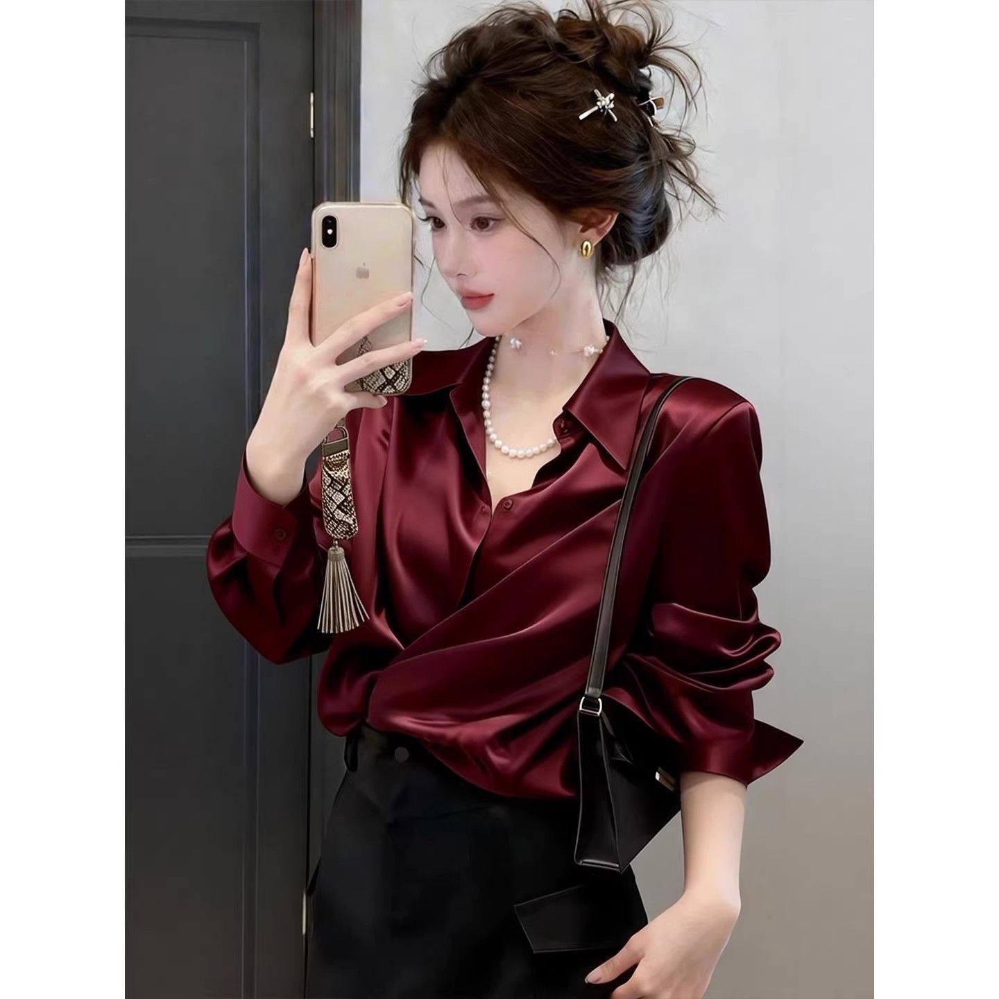 Chemisiers et blouses pour femmes, printemps-été, nouveau modèle, manches longues, boutonnées, haut en satin blanc fin, tenue de bureau pour femme, vêtements féminins tendance