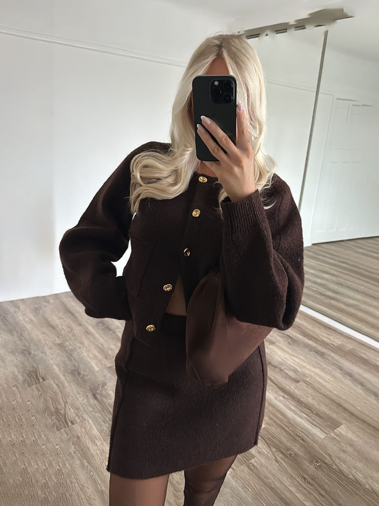 HH femmes jupe costume mode col rond tricoté à manches longues simple boutonnage poche Cardigan + taille élastique mince Mini jupe 3 couleurs
