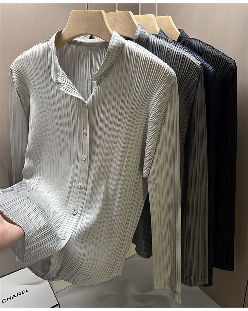 Nouvelles chemises et chemisiers mode Advanced Sense col montant Cardigan printemps plissé à manches longues simple boutonnage chemise femme