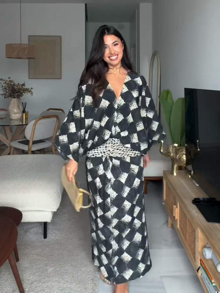 Robe longue élégante à imprimé écossais pour femme, col en V, manches chauve-souris, taille cintrée, collection Printemps-Été 2026, tenue décontractée pour les vacances