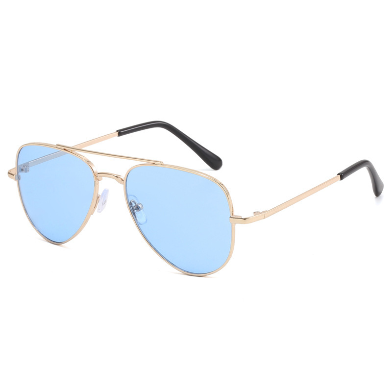Pare-soleil 2025 pour garçons et filles, protection solaire d'été et lunettes de protection UV400 Nouvelles lunettes de soleil pour enfants pour voyage