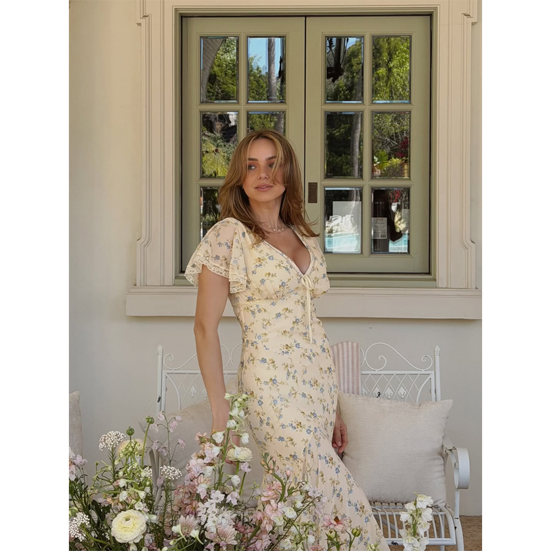 Robe longue élégante en mousseline imprimée pour femme, col en V chic, manches courtes, taille cintrée, robes ajustées, collection été 2026, robes de vacances pour femme