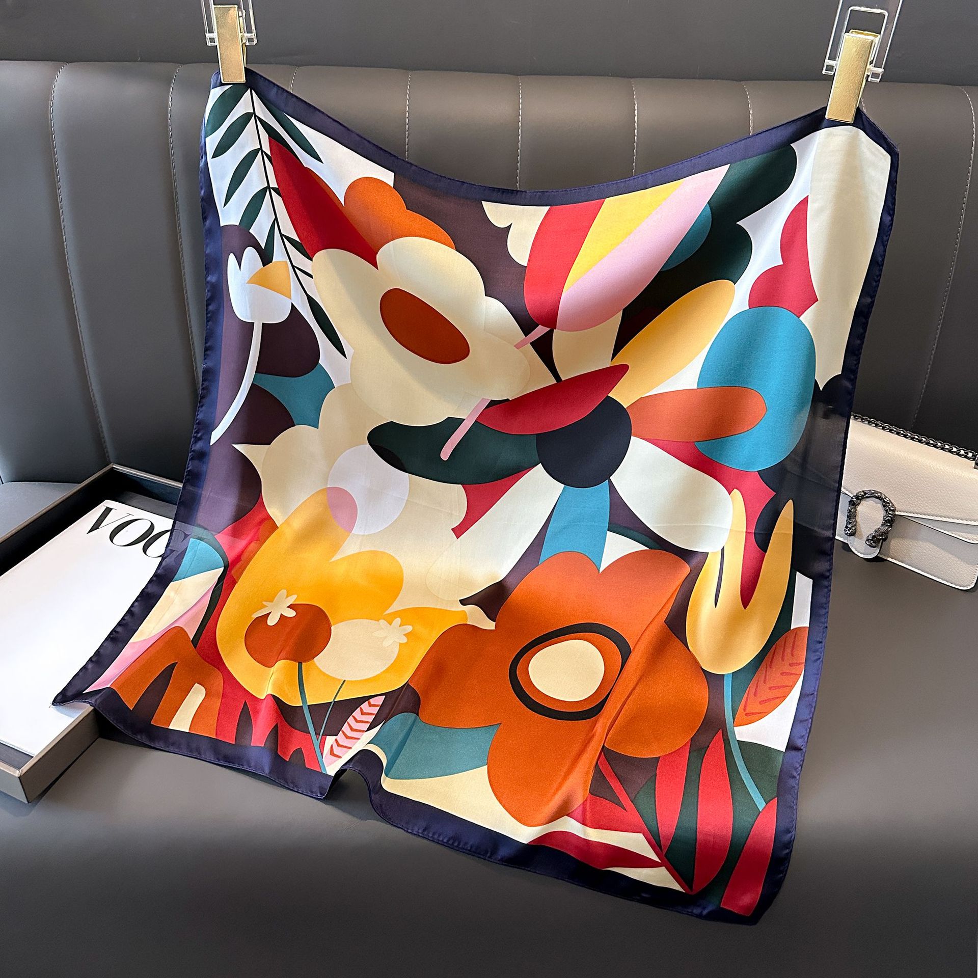 Mode imprimé soie bandeaux Écharpe femmes 2024 printemps nouveau Elagant Floral Bandana cou Foulard bandeaux Foulard femme écharpes