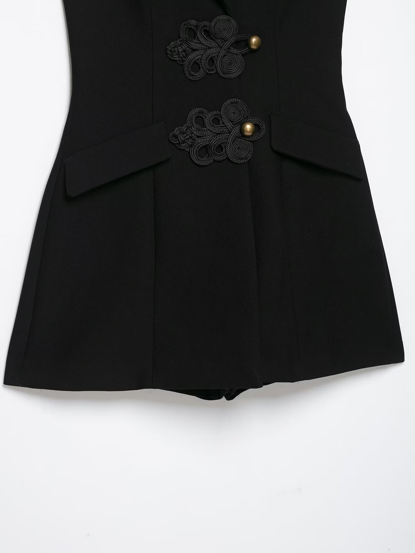 Combinaison Courte Femme BSAY Noire Halter avec Blazer, Col Revers, Boutons Nœud Chinois, Sans Manches, Coupe Ajustée, Tenue de Soirée Élégante
