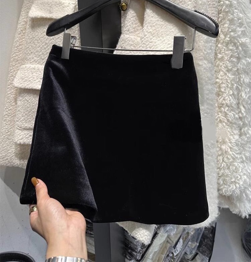Jupe courte en velours pour femmes, printemps, automne, hiver, taille haute, style A, jupe moulante, jupe courte noire pour femmes
