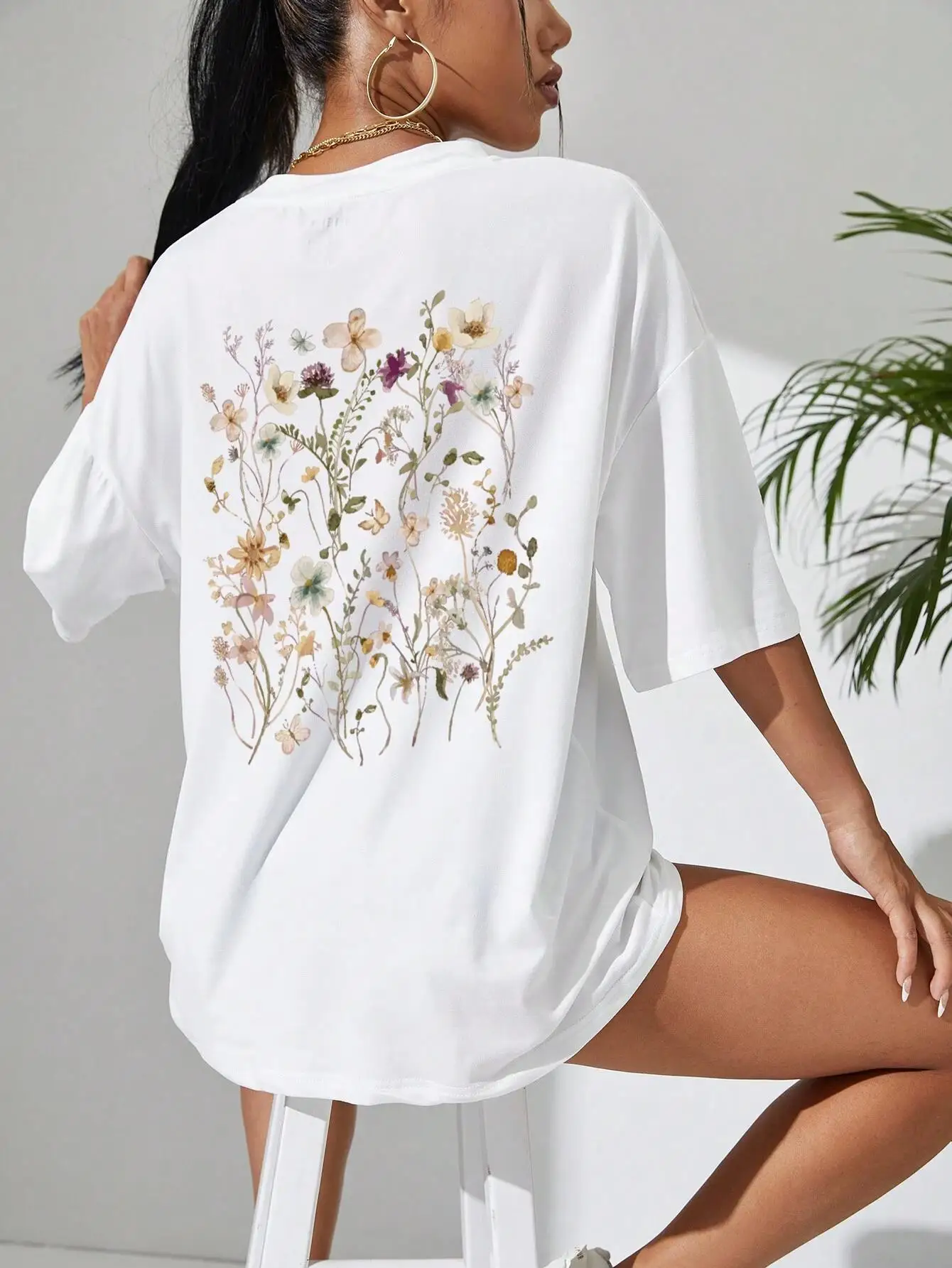 Mode américaine Ins belle fleur grappe impression coton femmes T-shirt été décontracté respirant doux ample haut confortable