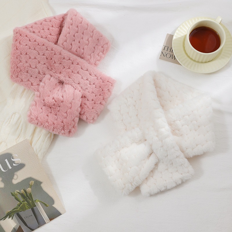 Écharpe en peluche pour femmes, Style coréen, fausse fourrure, couleur unie, courte, tendance, luxe, chaude, nouvelle collection hiver 2025