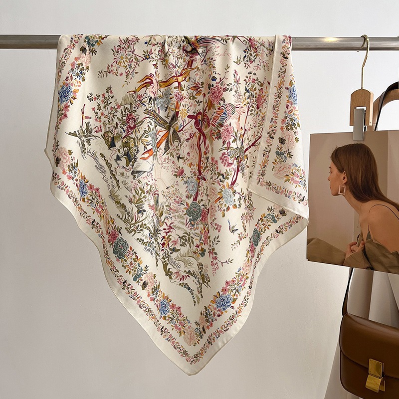 70x70 cm Simple élégance Floral oiseau imprimé foulard en soie lyrique velours Style coréen campagne fleur chaud crème solaire grand châle