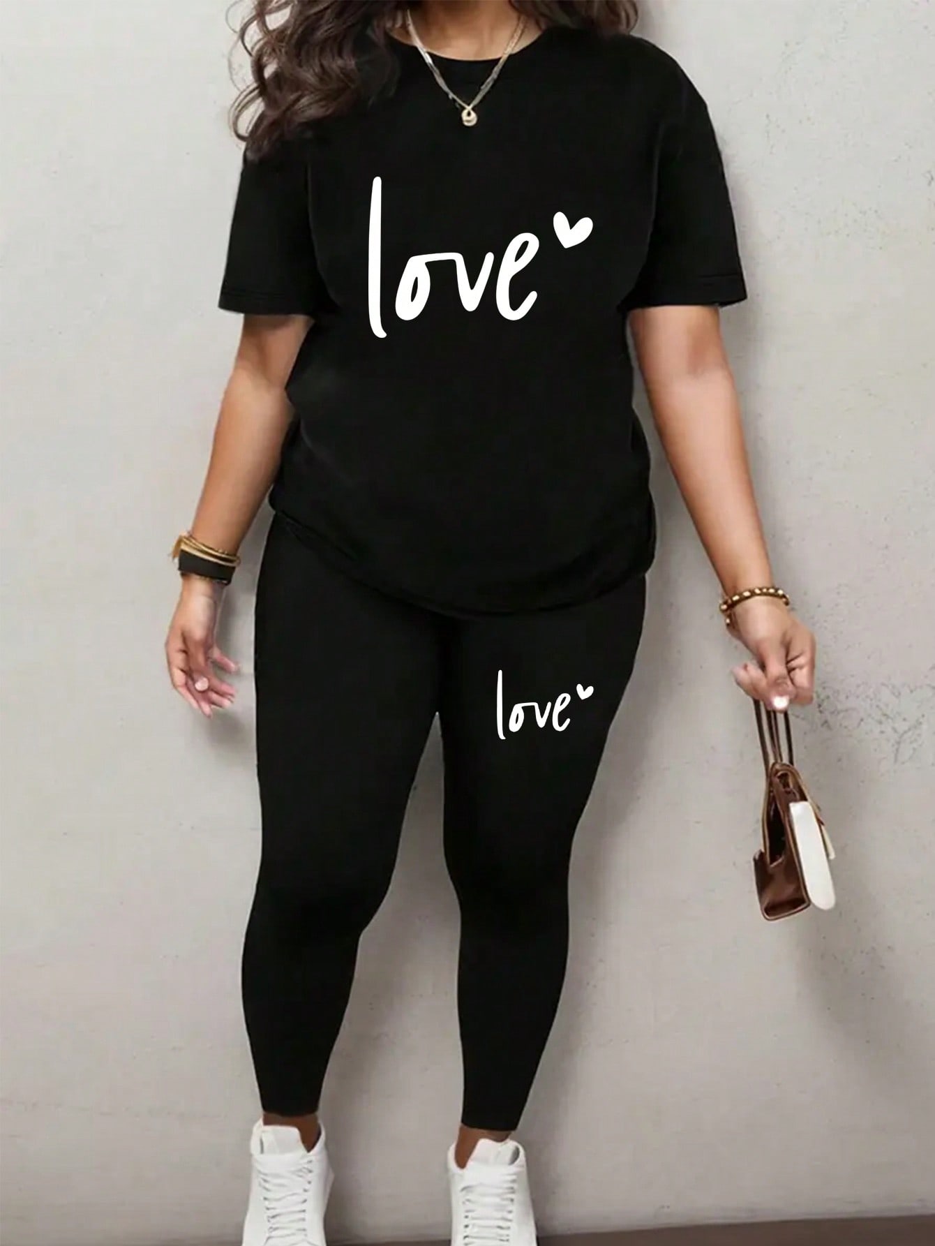 Ensemble décontracté deux pièces printemps-été, exprimant l'amour, t-shirt à col rond à manches courtes et pantalon, vêtements pour femmes