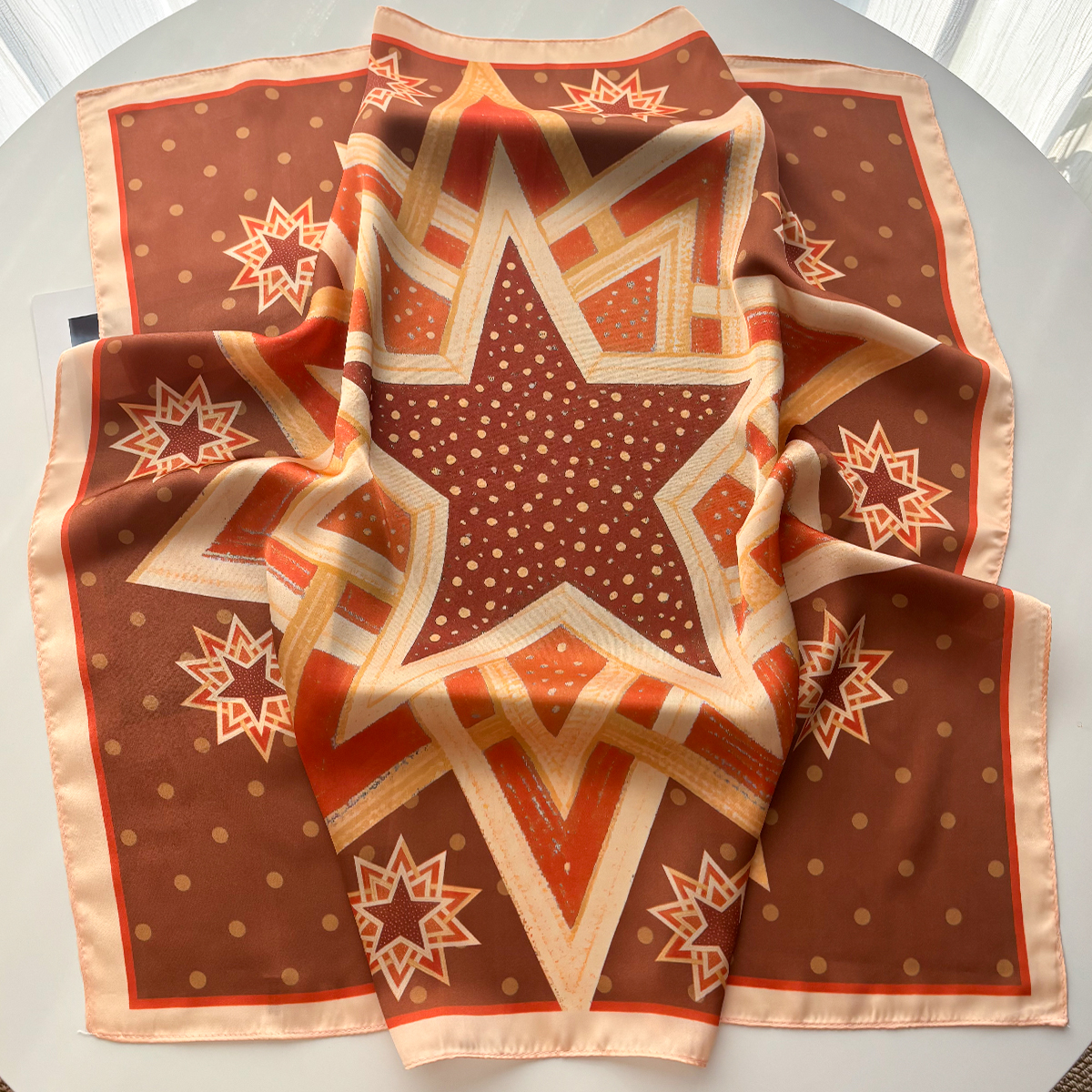 Foulard carré en soie imprimé Imitation pour femmes, Bandana, châle pour dames, attaches pour cheveux, nouvelle collection 2026
