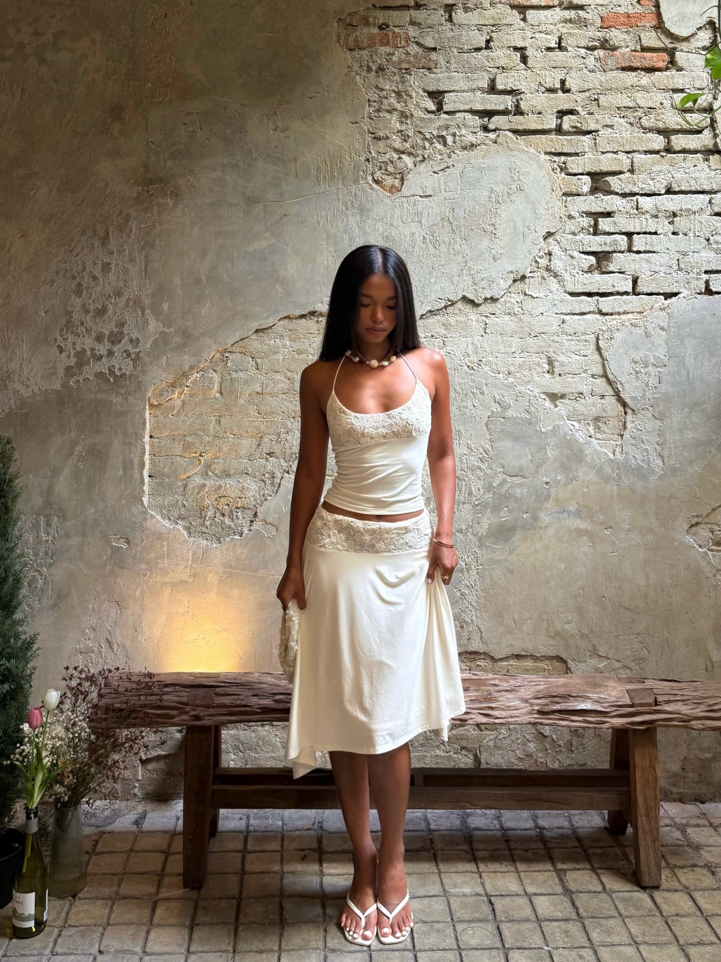Ensemble 2 pièces sexy pour femme : Robe bustier et jupe asymétrique unie, froncée, chic, avec patchwork de dentelle, idéale pour la plage ou les soirées.
