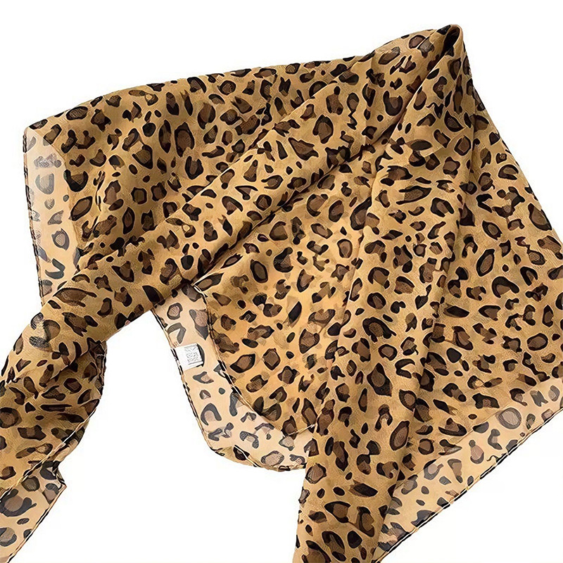 Écharpe en soie à motif léopard style rétro Y2K Spicy Girl, foulard cool de style américain pour la danse urbaine, accessoire de mode pour cheveux pour femmes et filles