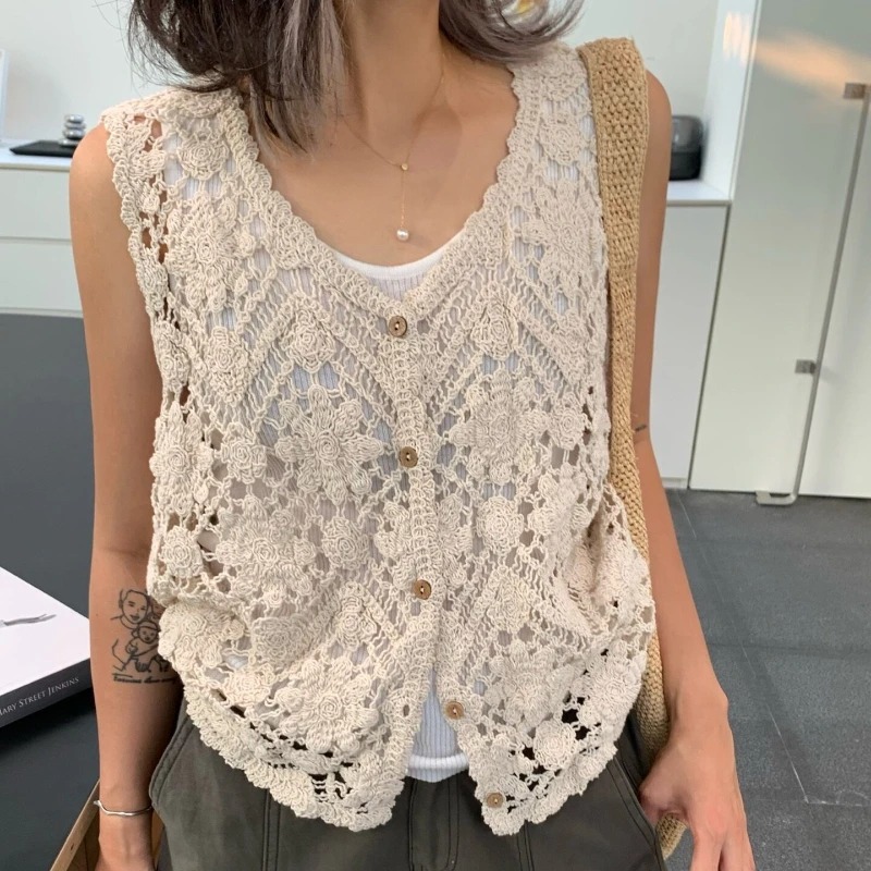 Gilet en crochet floral brodé pour femme, cardigan sans manches ajouré en maille ouverte, tenue bohème pour festival d'été