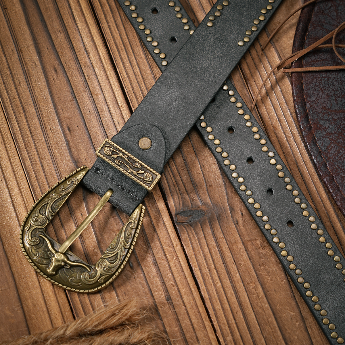 Ceinture en jean western pour hommes et femmes - Cuir PU - Ceinture vintage avec boucle sculptée florale