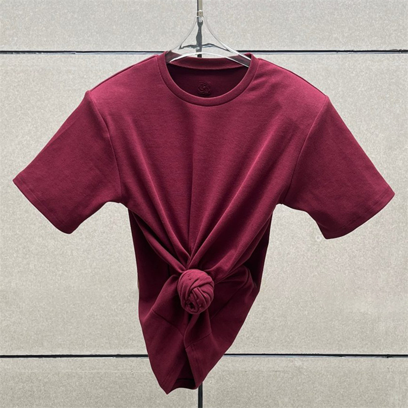 T-shirt femme 2025 été nouveau haut à manches courtes tricoté élastique fleur 3D décoré col rond pull pur coton haut court