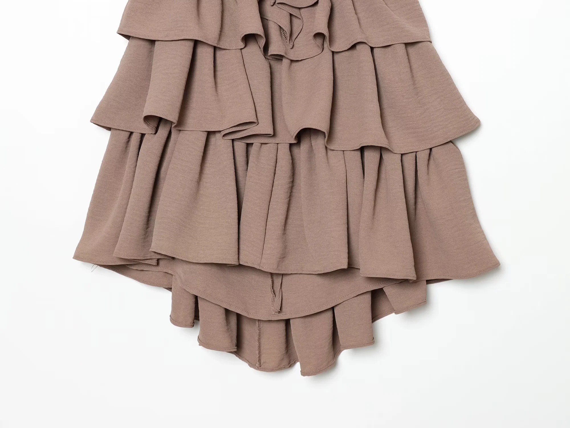 Robe Courte Femme KONDALA Chic Plage et Vacances, Dos Nu, Halter, Volants, Collection Printemps-Été 2026, Idéale Soirées