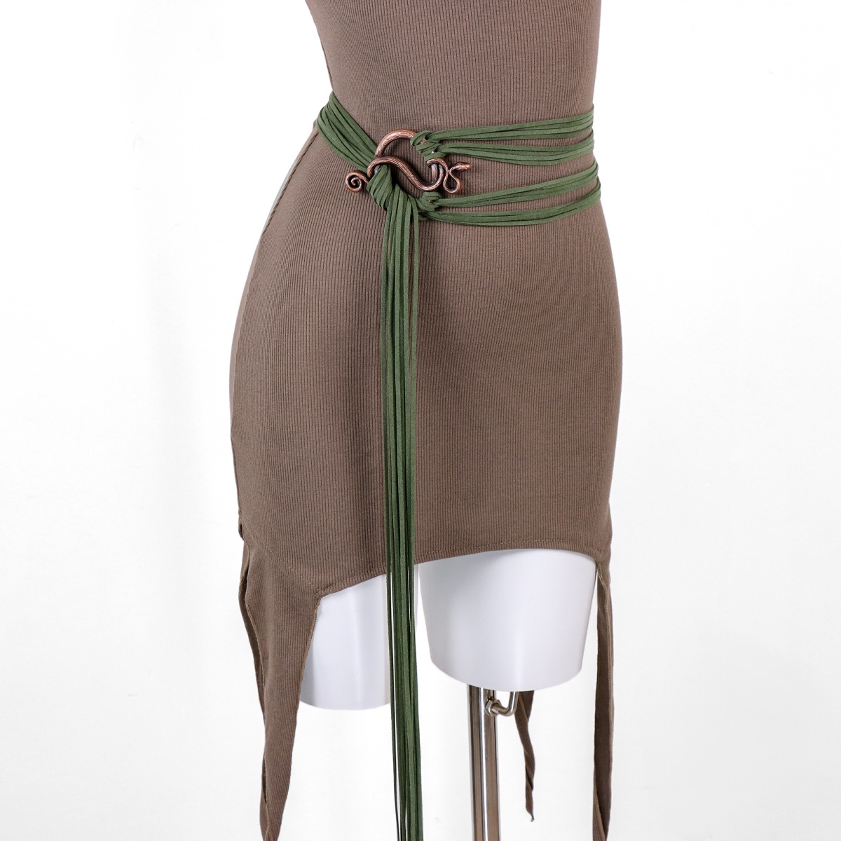 Ceinture longue tressée de style bohème vintage pour femmes, pour les festivals, les cadeaux de la fête des mères, les costumes d'Halloween et les accessoires de cosplay