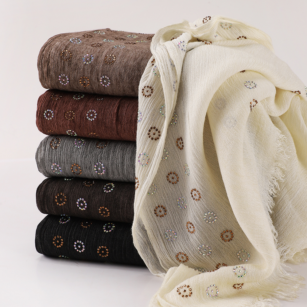 Hijab à texture froissée, écharpe à strass motif tournesol, foulard à franges et pompons, châle doux pour femmes musulmanes, pour usage quotidien.