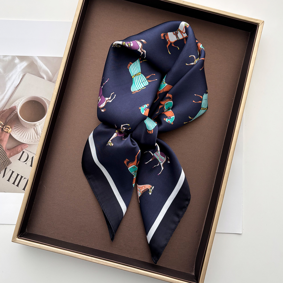 Foulard carré d'été pour femme en satin imitation soie, imprimé de luxe, bandana, décoration, bandeau, écharpe de cou, bandeau pour cheveux