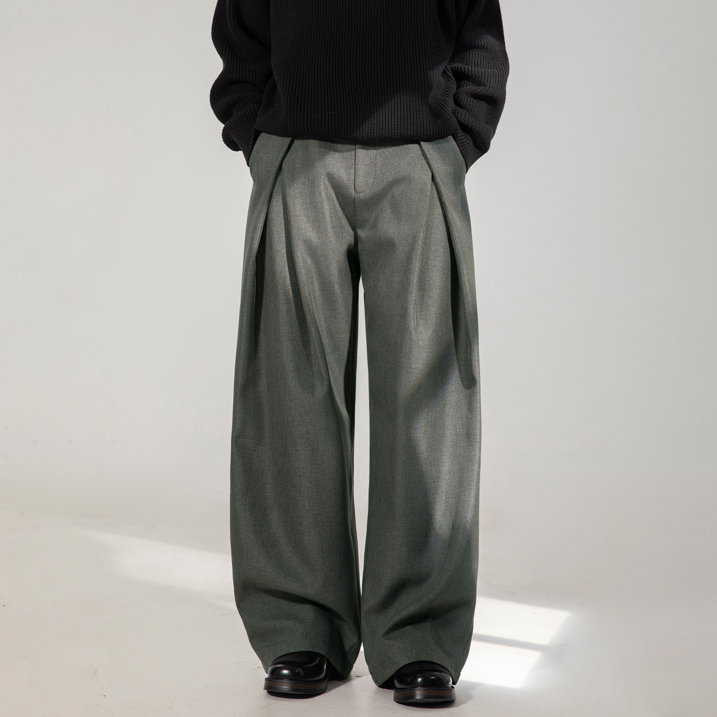 Pantalon décontracté de Style coréen pour hommes, couleur unie, boutons plissés, Design Streerwaer, jambe droite et large, bas ample