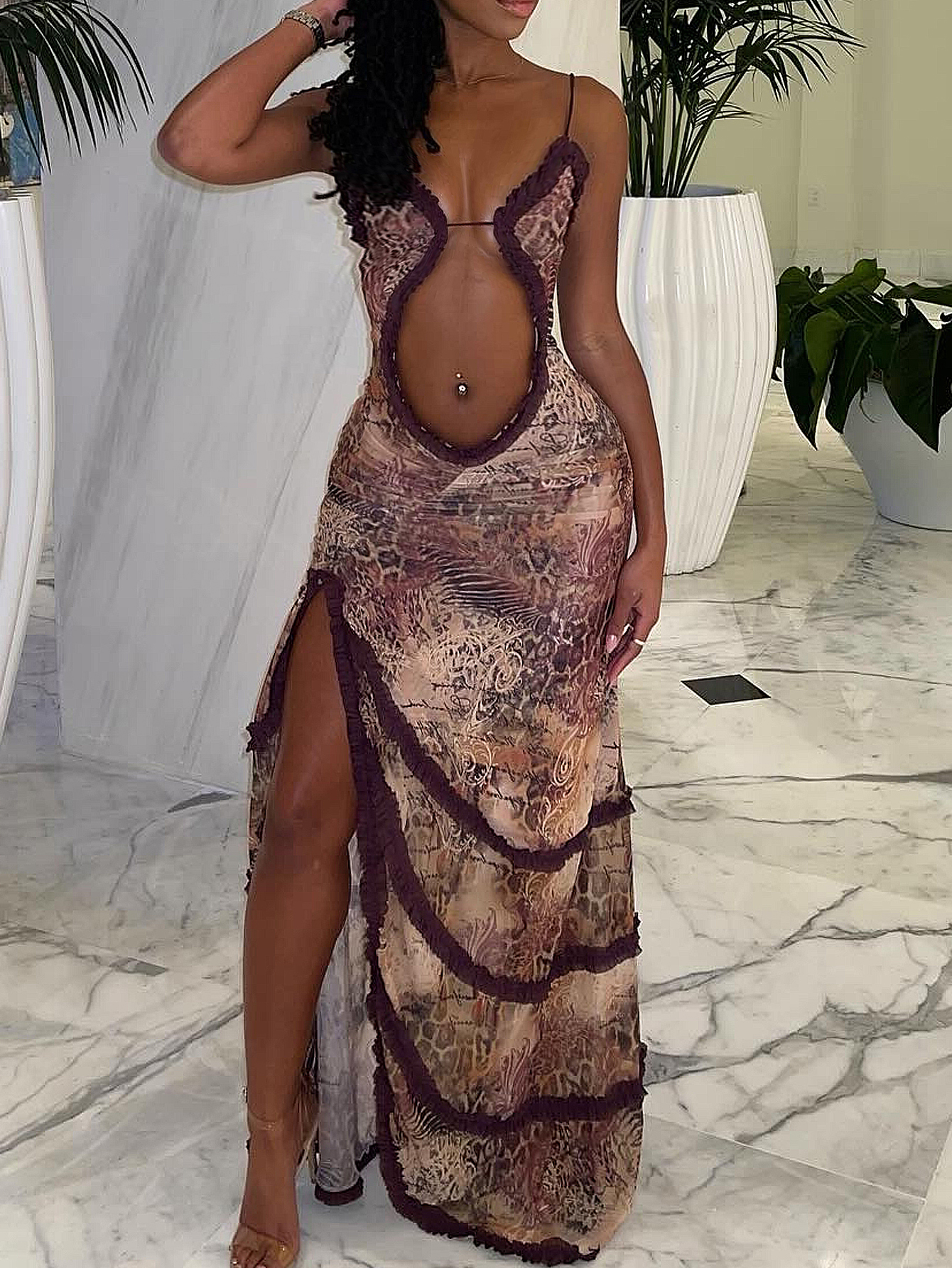 Robe sexy pour femmes, ligne creuse, fente haute, robe fendue en dentelle plissée