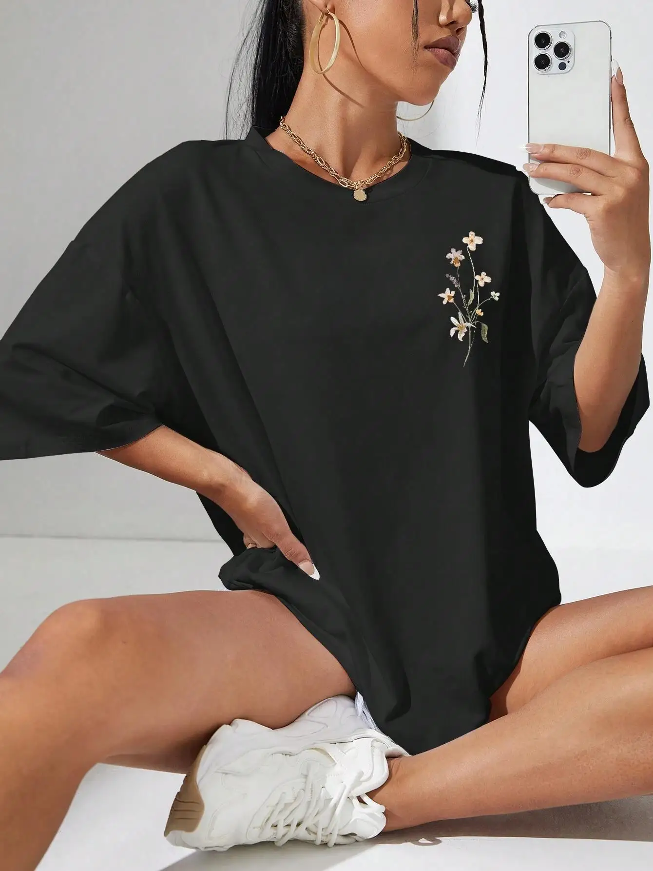 Mode américaine Ins belle fleur grappe impression coton femmes T-shirt été décontracté respirant doux ample haut confortable