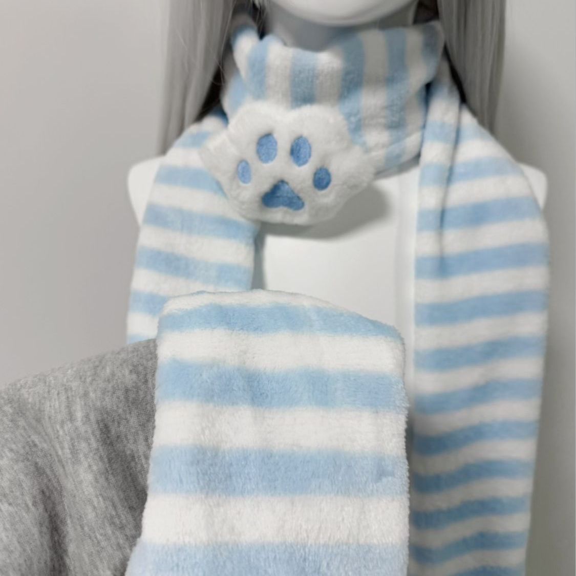 Écharpe pour femmes, bleu rose, à la mode, drôle, style Anime, pour filles, automne et hiver, mignonnes pattes de chat Kawaii, écharpe rayée japonaise polyvalente