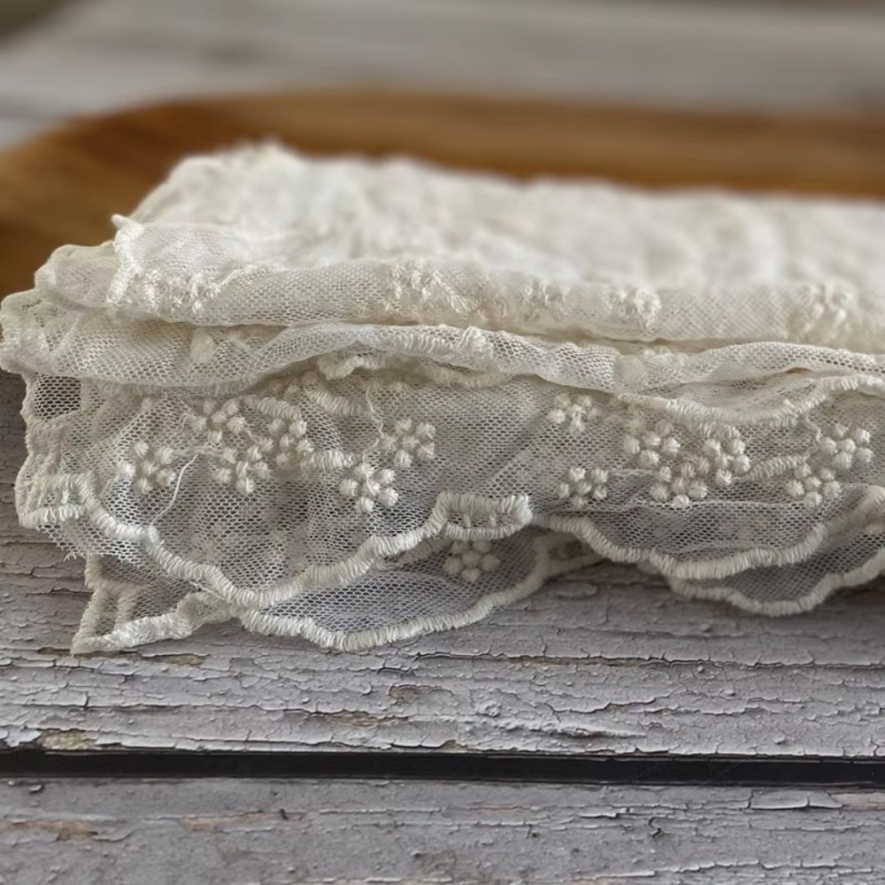 Écharpe en dentelle rétro décontractée pour femmes, longue fleur brodée, châle en dentelle de Protection solaire, Version coréenne de écharpe de Protection littéraire du cou