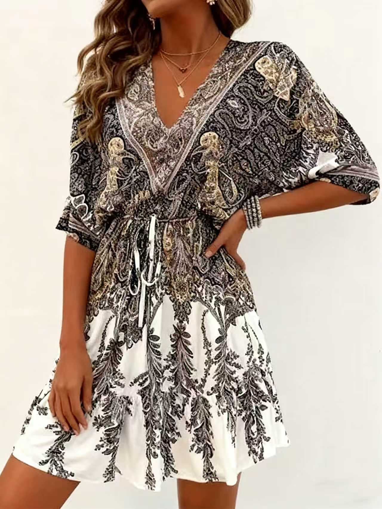 Robe vintage ethnique à imprimé paisley, style bohème, pour femme, col en V profond, manches kimono, taille nouée, robe courte fluide à volants, pour les vacances d'été à la plage