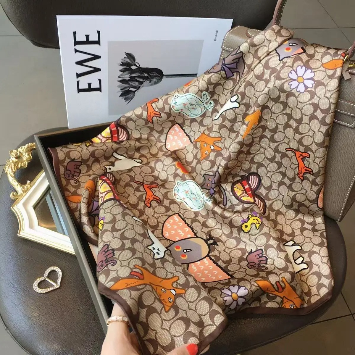 Nouveau Foulard Carré en Soie 70cm pour Femme, Imprimé de Luxe, en Satin Doux, Bandeau, Ruban pour Sac à Main, Hijab, Foulard de Cou, Bandeau pour Cheveux