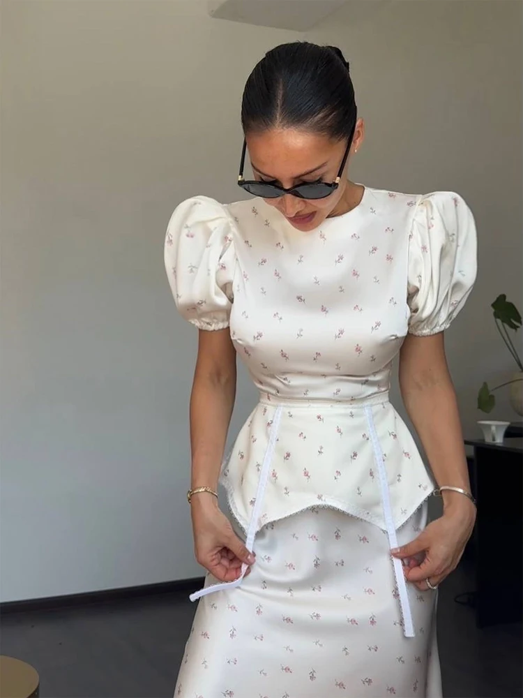 Ensemble jupe et haut en satin imprimé pour femme, col rond, manches courtes, taille haute, élégant, chic, tenue de ville, mode féminine 2026