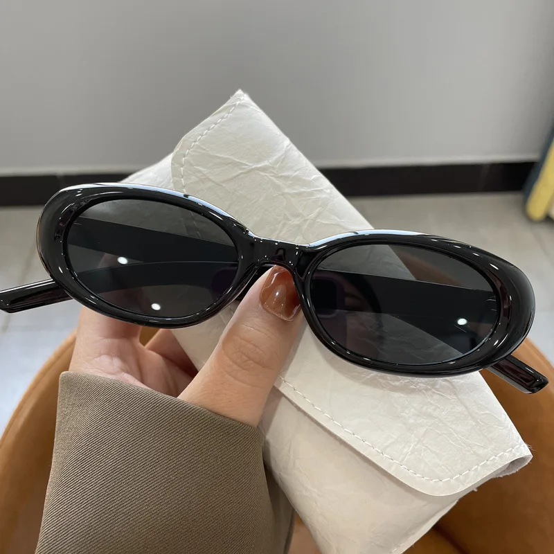 Lunettes de soleil populaires pour femmes et hommes, ovales uniques, nuances miroir colorées Y2K, à la mode, nouvelle collection 2024
