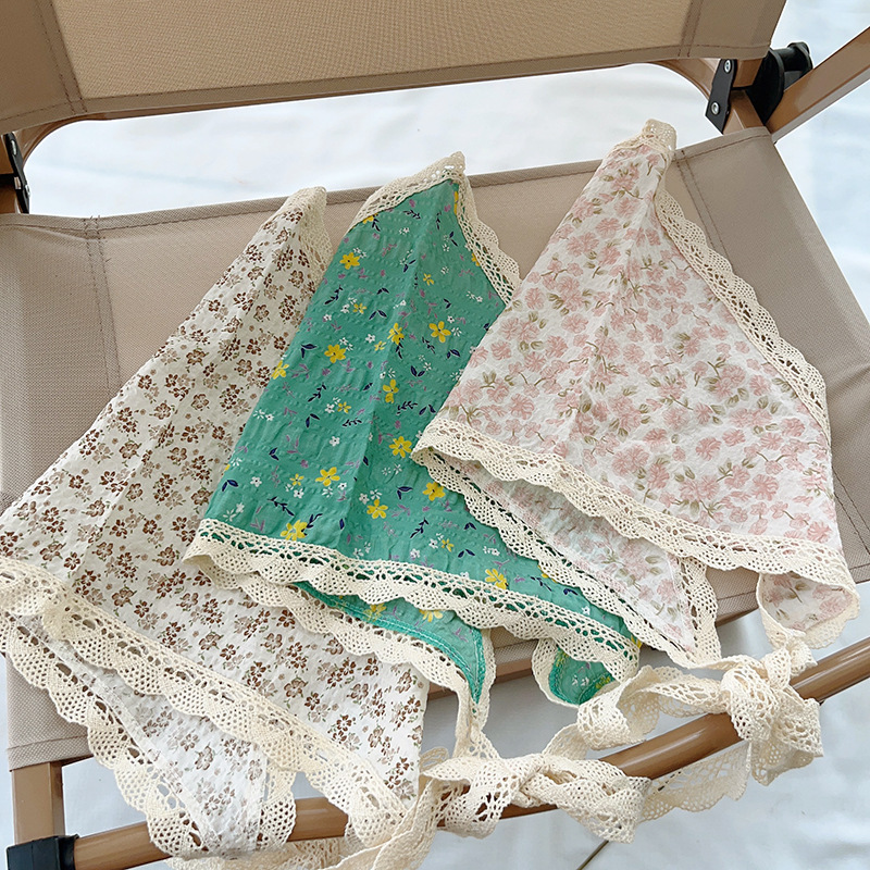 Ins Internet célébrité bébé filles Triangle écharpe Style ethnique petite fille florale bébé Photo accessoires foulard petite écharpe bandeau