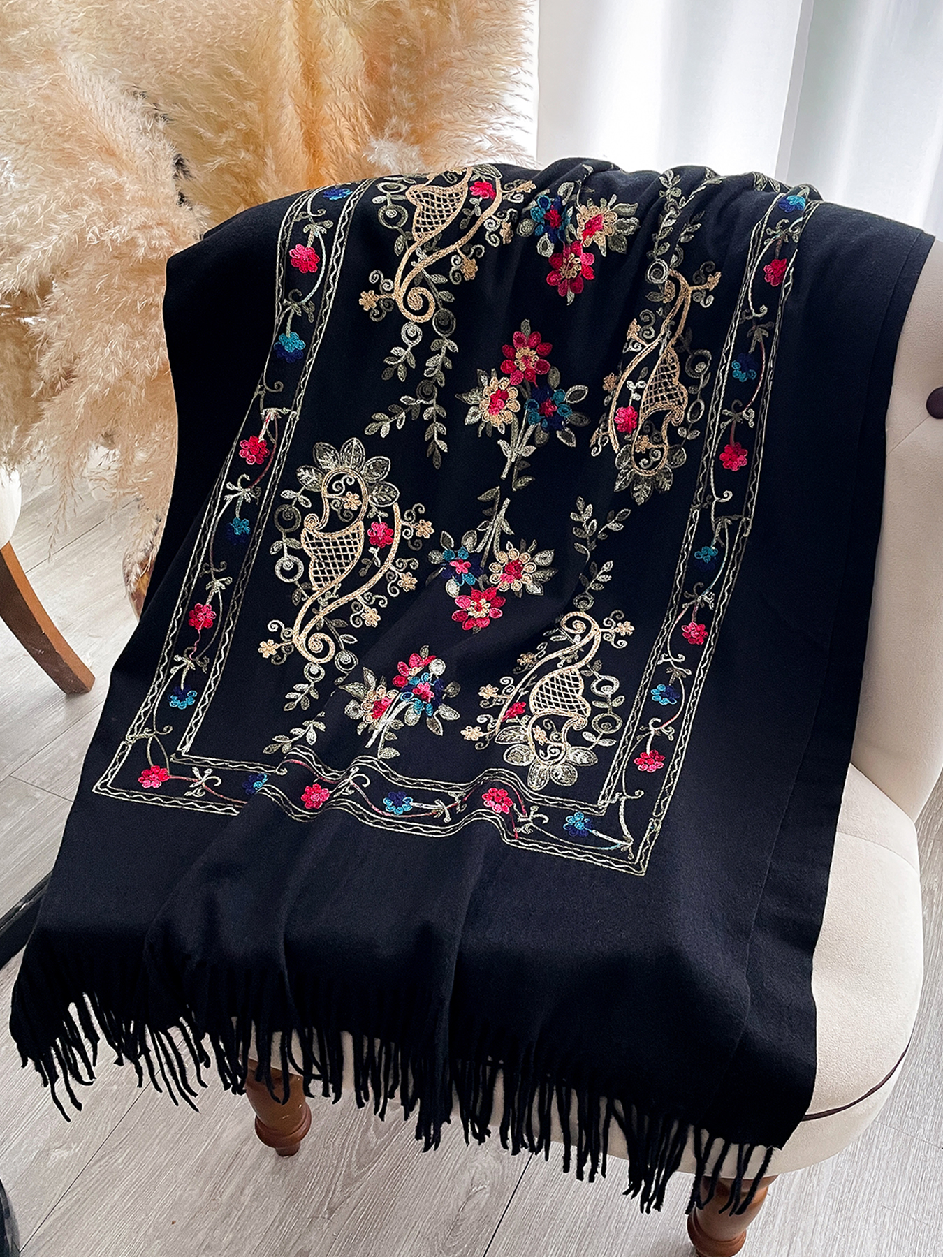 Mode écharpe hiver épais voyage châle enveloppement foulard femmes luxe broder fleur chaud foulard Poncho Pashmina Bufanda