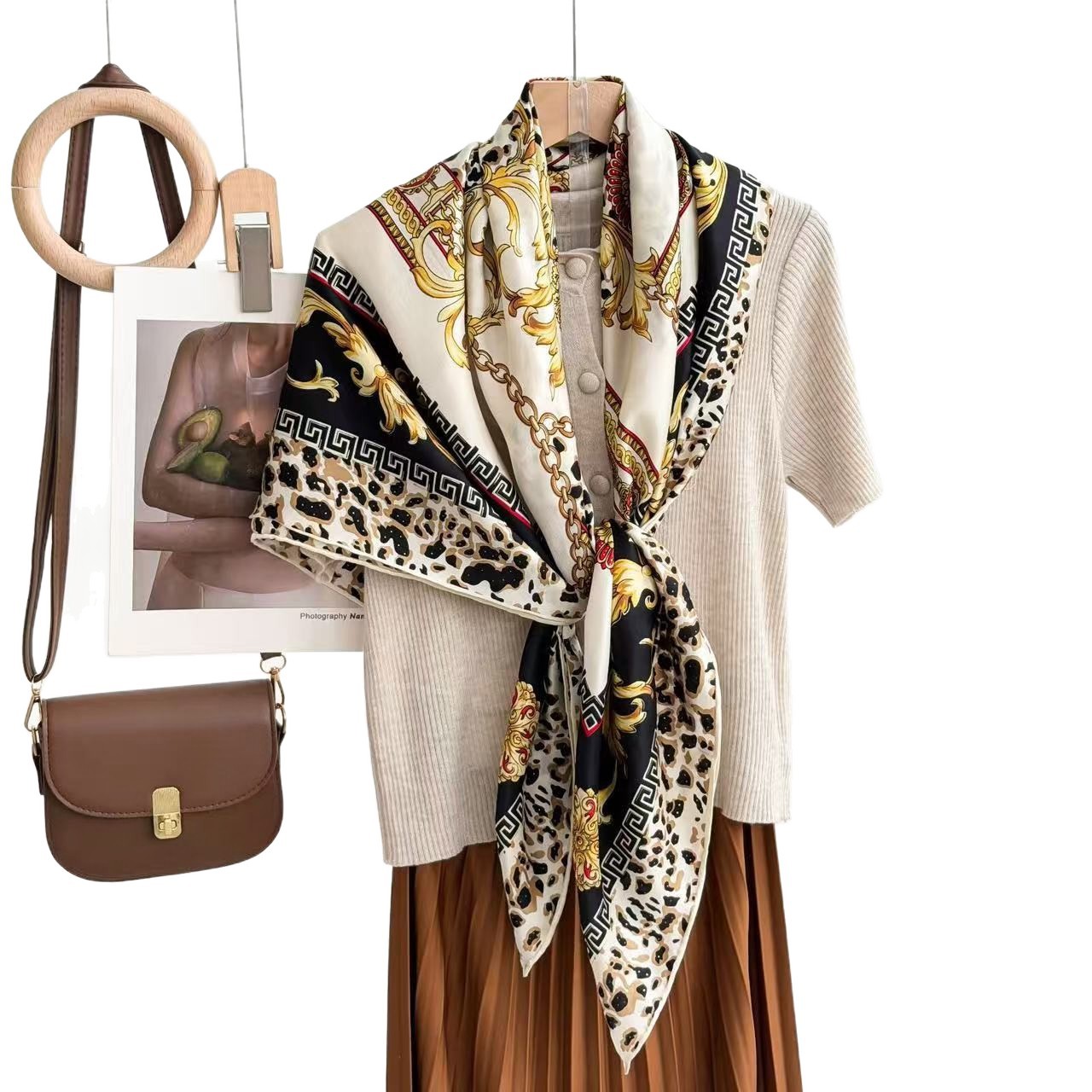 Nouvelle Écharpe en Soie Tendance 2026 100% Soie de Mûrier Collection Chaleur pour Femme Cadeau du Festival du Printemps pour Aînés Style Carré Polyvalent