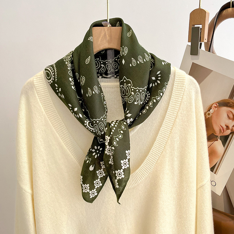 Écharpe carrée imprimée de luxe pour femme, 2024 coton, châle de printemps, enveloppes pour cheveux, main, poignet, sauna, kerchepostal, hijab, bandana, 70cm
