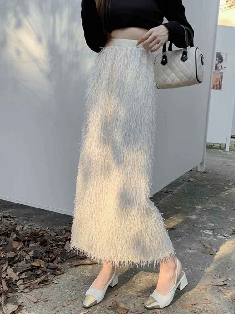 Jupe longue taille haute A-Line pour femme, plumes, jambe fendue, mode élégante, dame chaude, monochrome, automne, hiver, nouveau, 2023