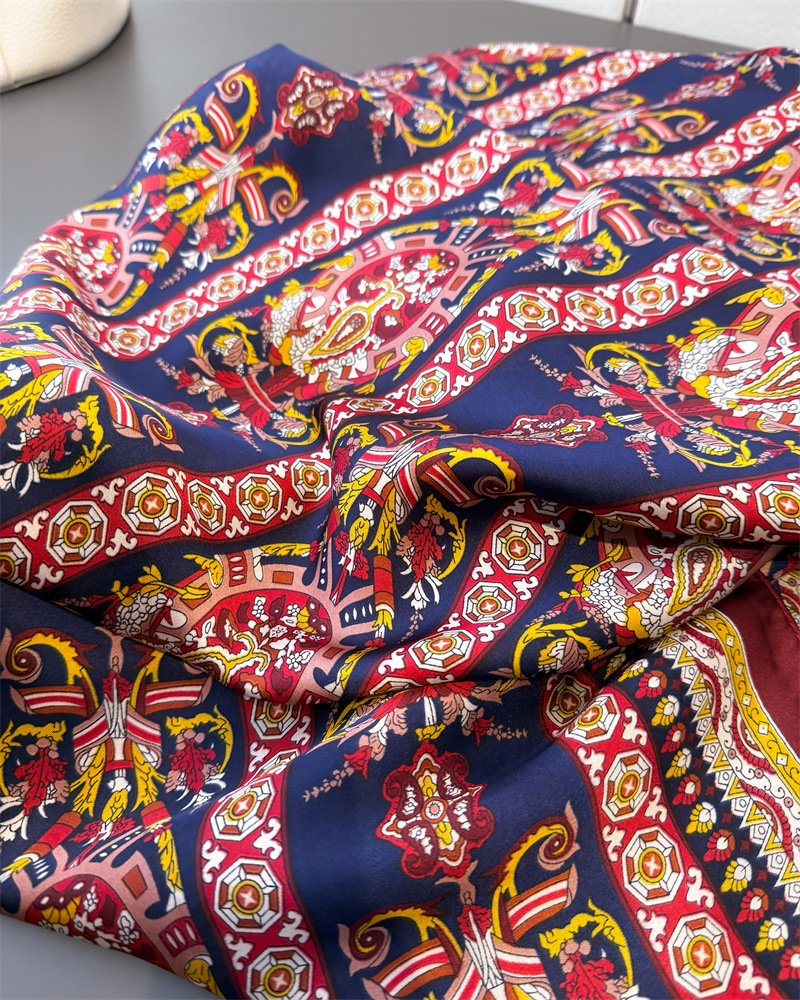 Foulard en soie vintage imprimé, grand format, design de luxe pour femme, châle en satin doux et lisse, protection solaire pour la plage, 180x80cm, bandana