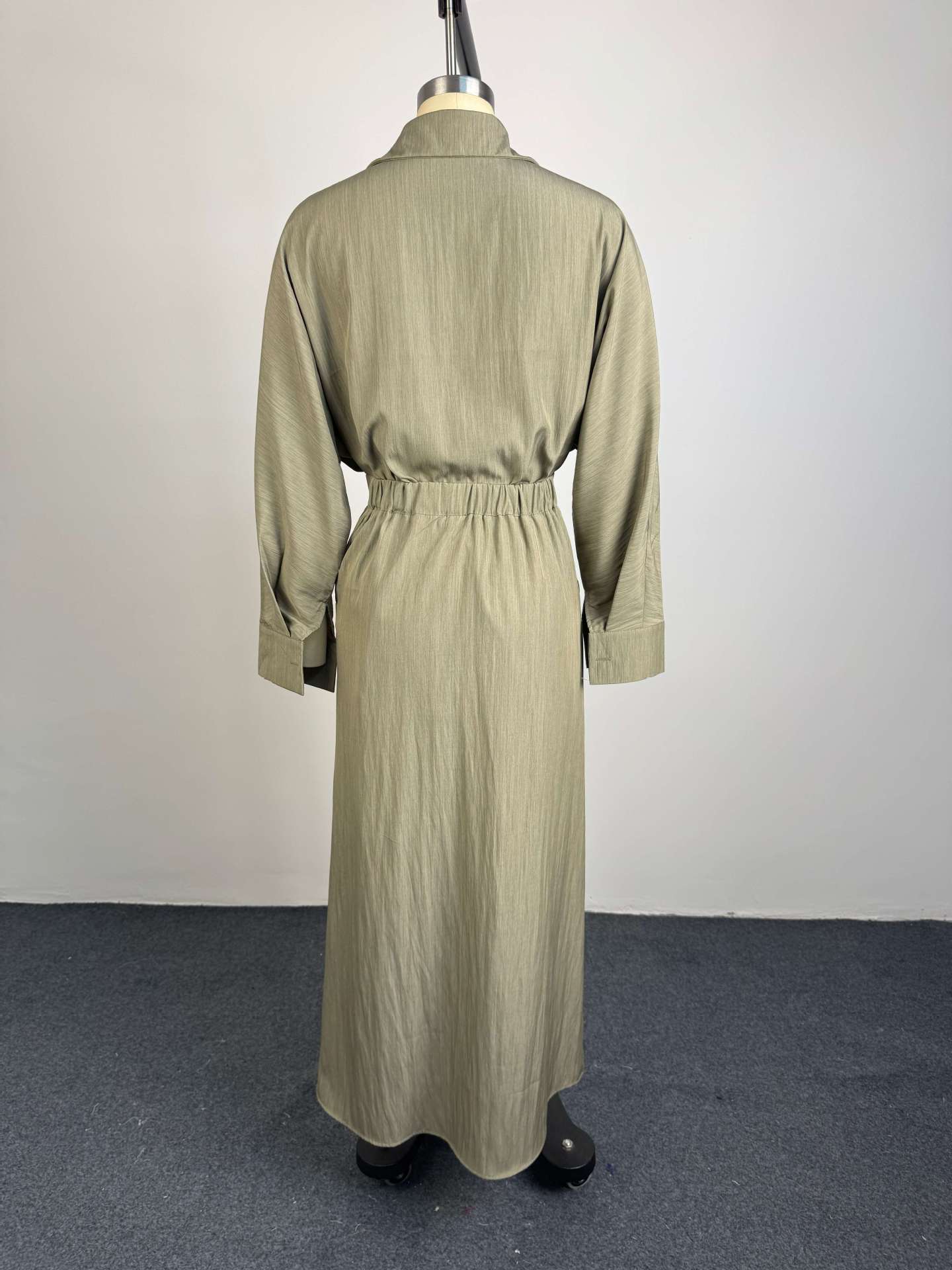 Ensemble Chic et Décontracté 2 Pièces pour Femme : Jupe Longue Unie et Chemise à Manches Longues – Collection Printemps-Été 2026