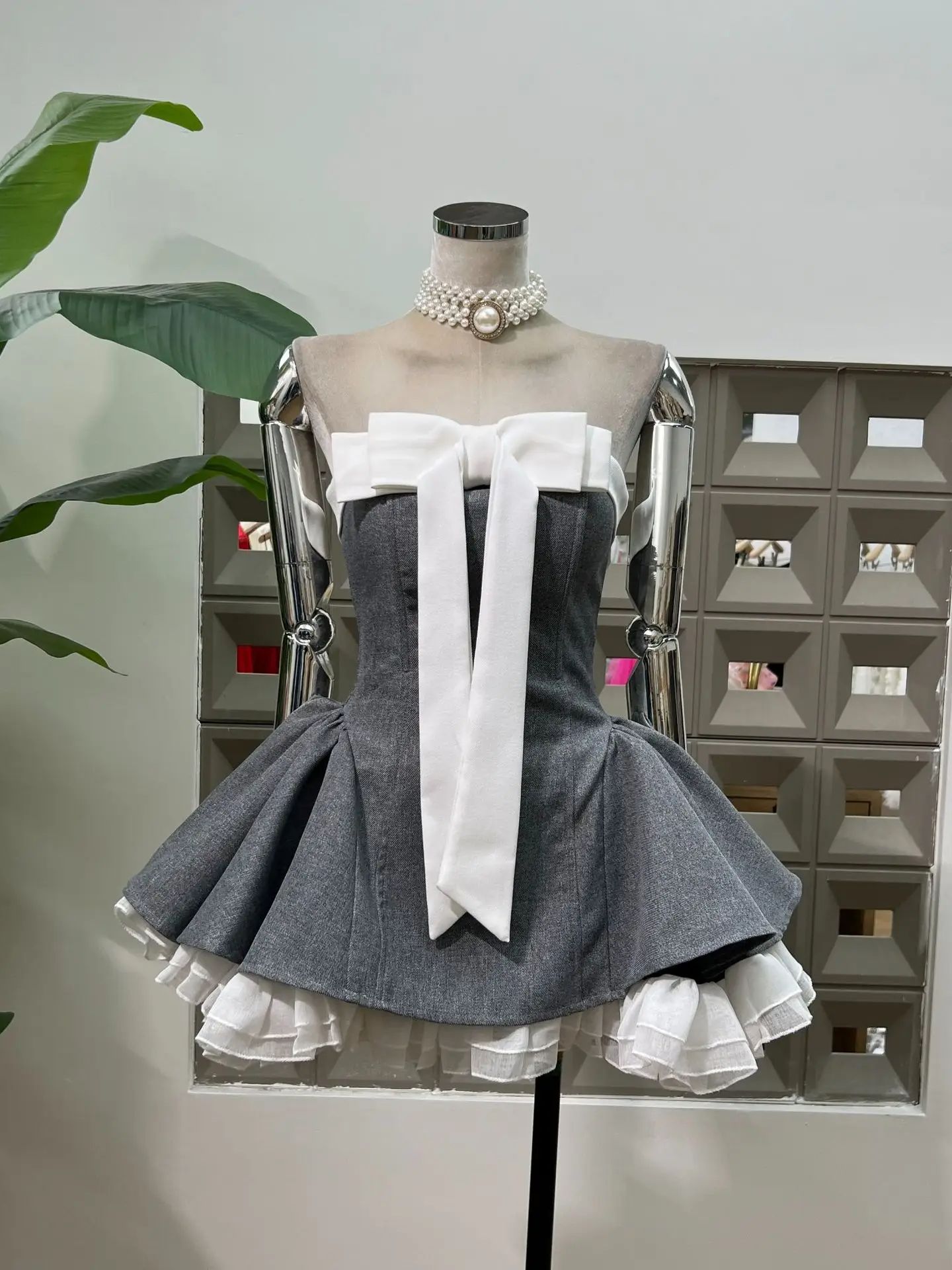 Robes pour femmes Vintage élégant sans bretelles nœud taille haute moelleux Mini robe d'été mode française Sexy fête d'anniversaire robe de bal