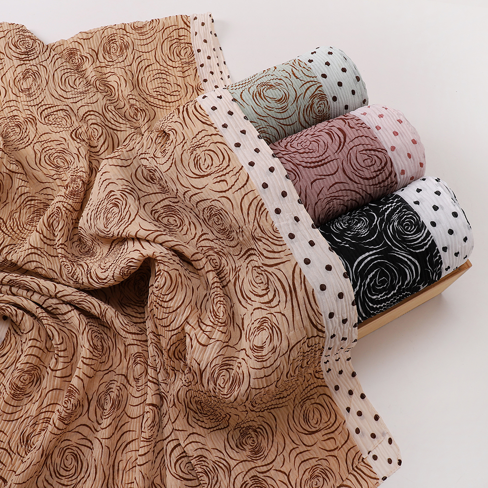 Écharpe à bordure à pois en mousseline froissée à imprimé rose, hijab châle de style turc, doux et léger, foulard pour femmes musulmanes.