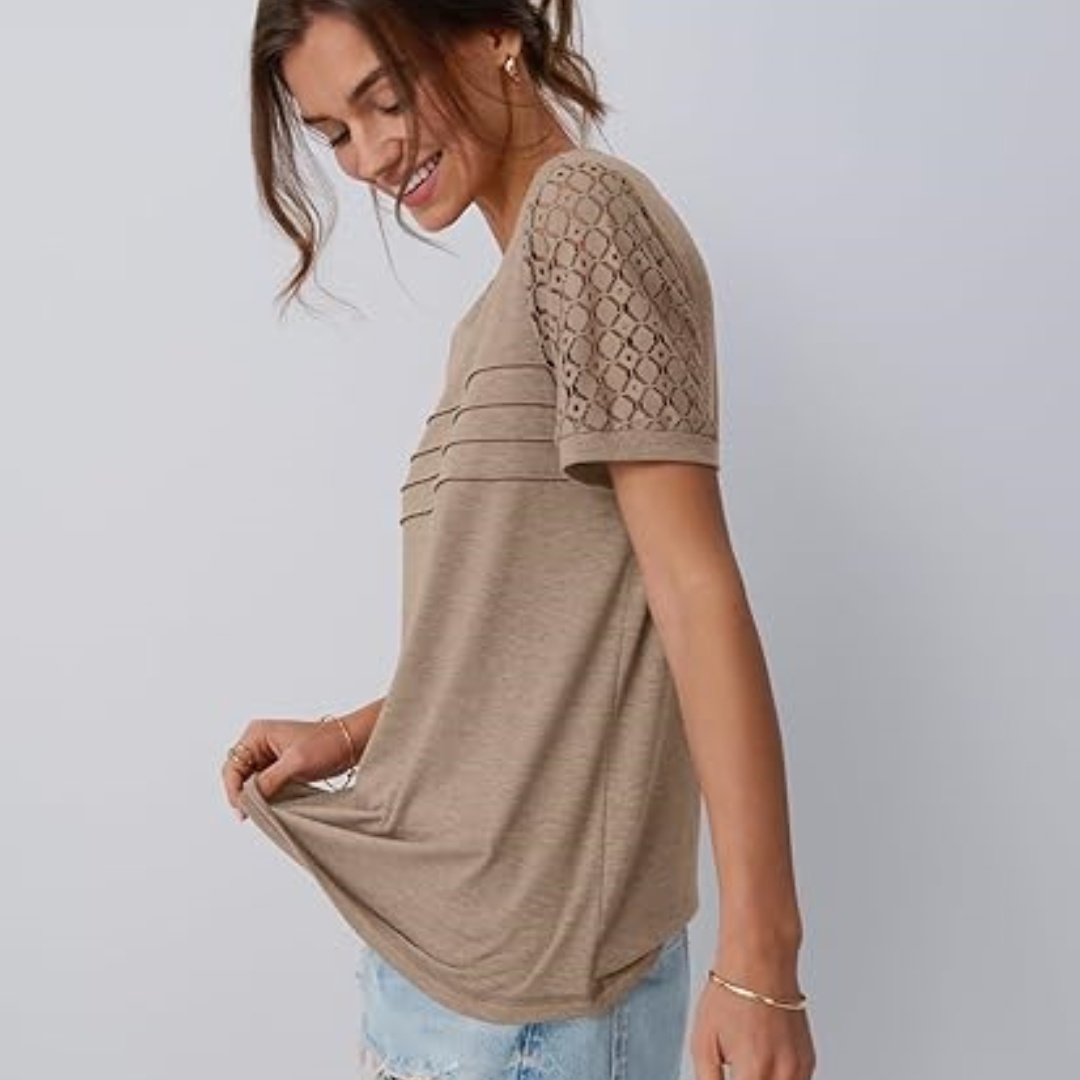 Hauts habillés à manches courtes pour femmes, hauts d'été en dentelle, tendance, col rond, T-Shirts décontractés, tenues de travail, chemisiers, 2025