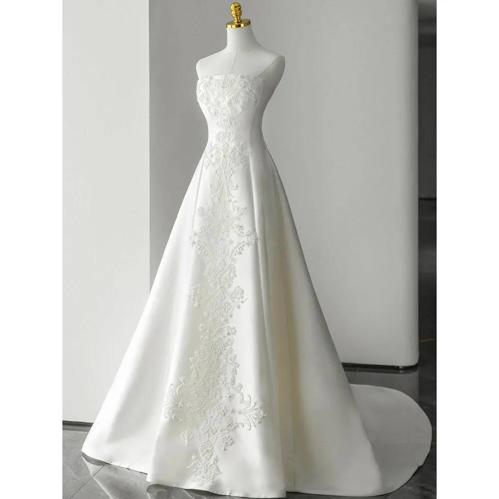 Robes pour femmes robe de mariée légère en Satin Simple Texture de haute qualité Petite robe principale de mariée pour réception et sortie