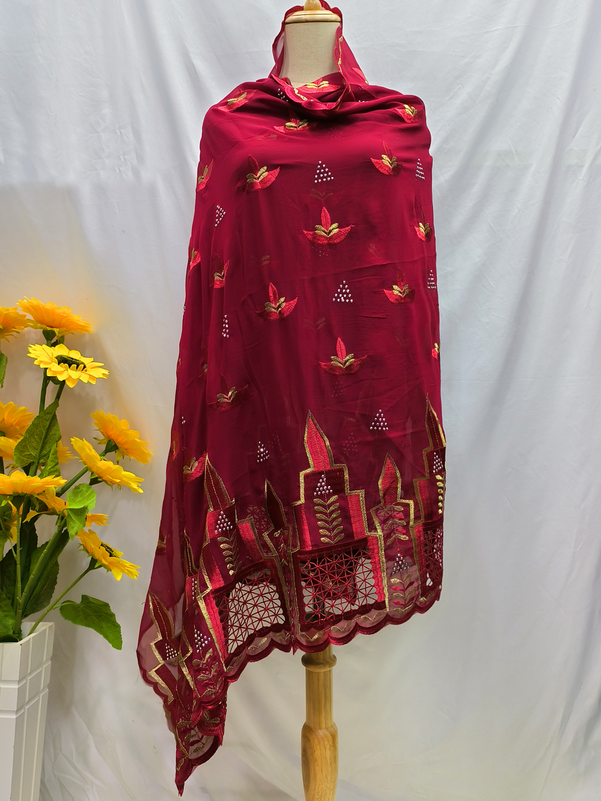 Femmes africaines écharpe châle en mousseline de soie Hallow Out broder Hijabs mode musulmane foulard turquie inde châle pour les femmes arabe 8 pièces