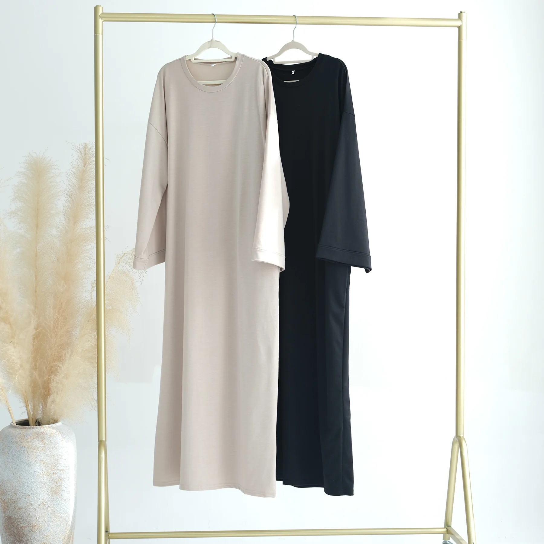 Robe Intérieure pour Femmes Musulmanes, Vêtement Islamique, Modeste, Couleur Unie, Dubaï, Abaya, Eid, Ramadan, Turquie, Arabe, Nouvelle Collection 2024