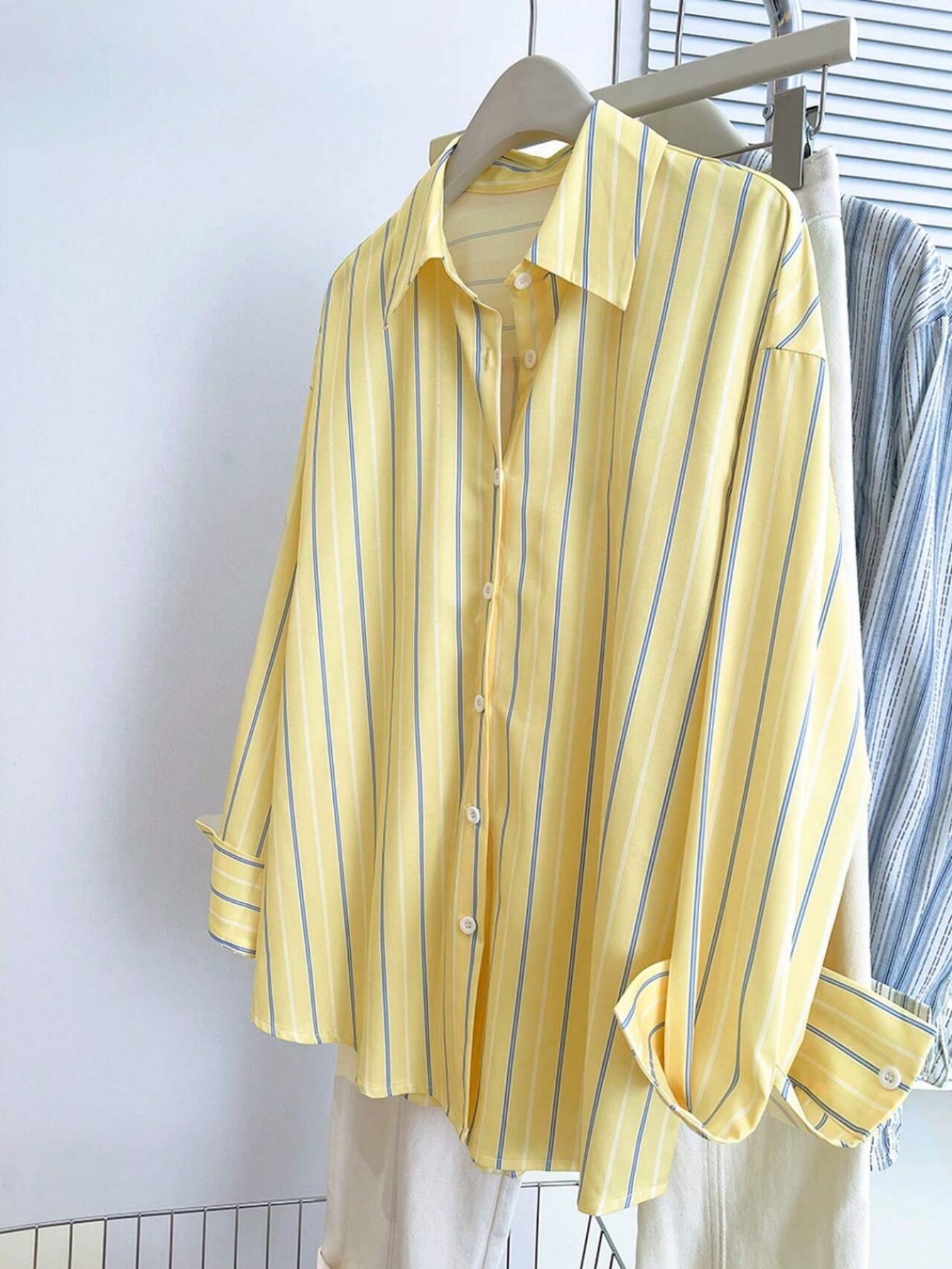 Chemise boutonnée rayée jaune pour femme, chemisier décontracté à manches longues