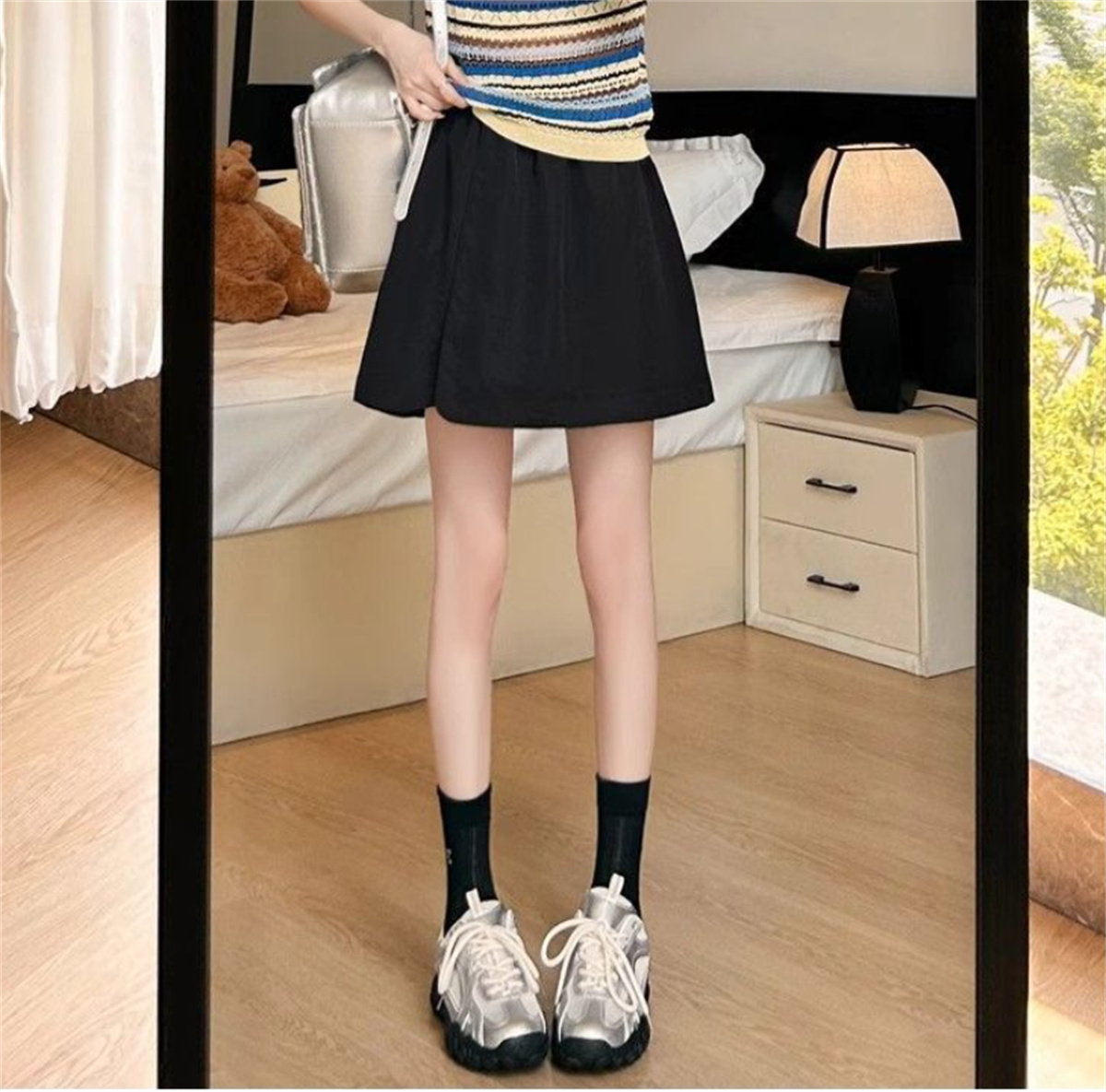 Shorts et Jupes Coréennes pour Femmes – Nouvelle Collection Été 2026 – Pantalon Taille Haute Uni Décontracté Style Streetwear Harajuku