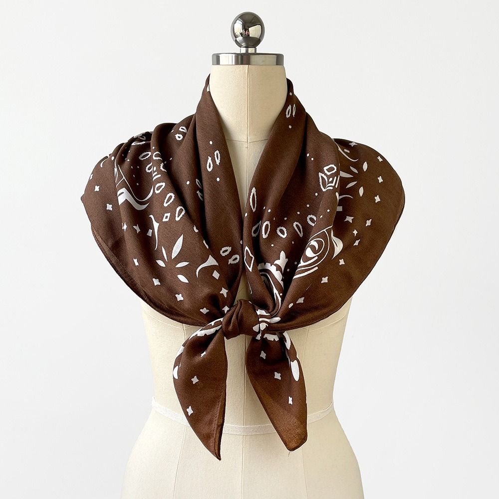 Mode Paisley femmes foulard imprimé 90 cm femme châle enveloppement doux luxe sensation grande écharpe carrée accessoires d'été