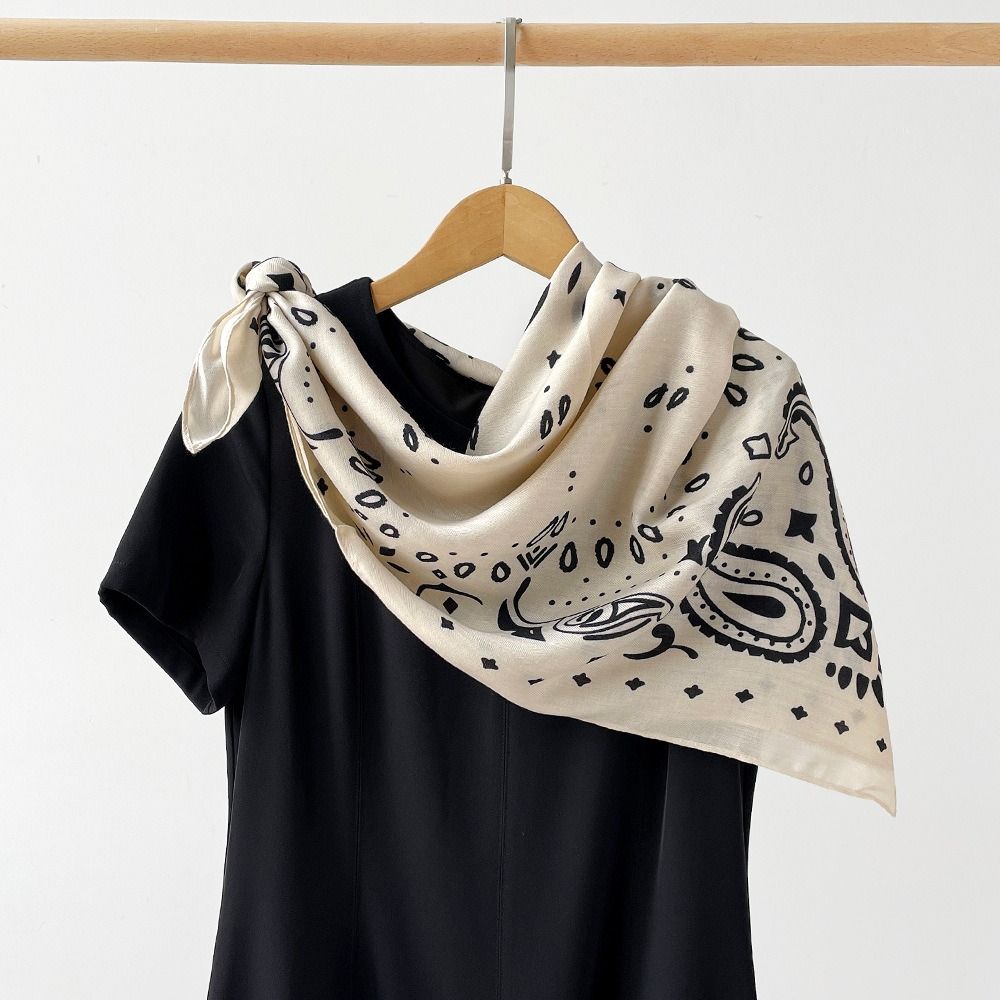 Foulard Paisley élégant pour femmes, châle imprimé de 90cm, polyvalent, élégant, sensation de luxe, foulards en soie, accessoires d'été