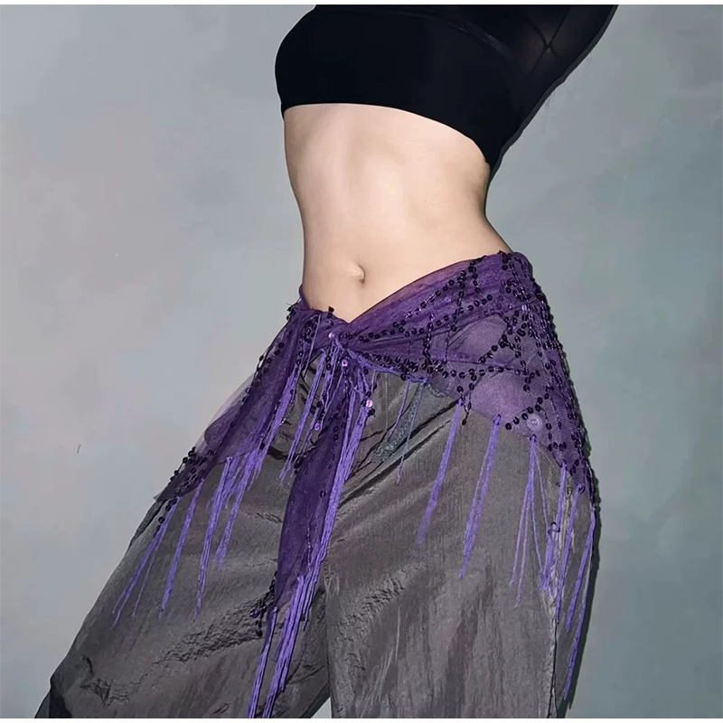 Nouvel accessoire féminin : Foulard triangulaire 2-en-1 à pois avec sequins et pompons, utilisable comme ceinture, foulard de hanche ou bandeau, idéal pour la danse jazz